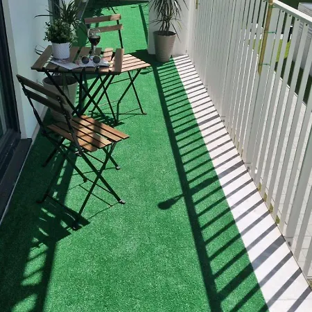 Bravo, F216 דירה